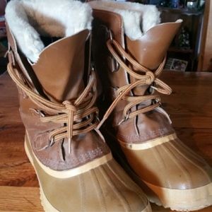 SOREL MANITOU 8 MEN'S/10 WOMEN'S (MADE IN CANADA)